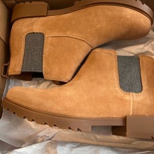 Sorrel boots. Brand new in box, never worn